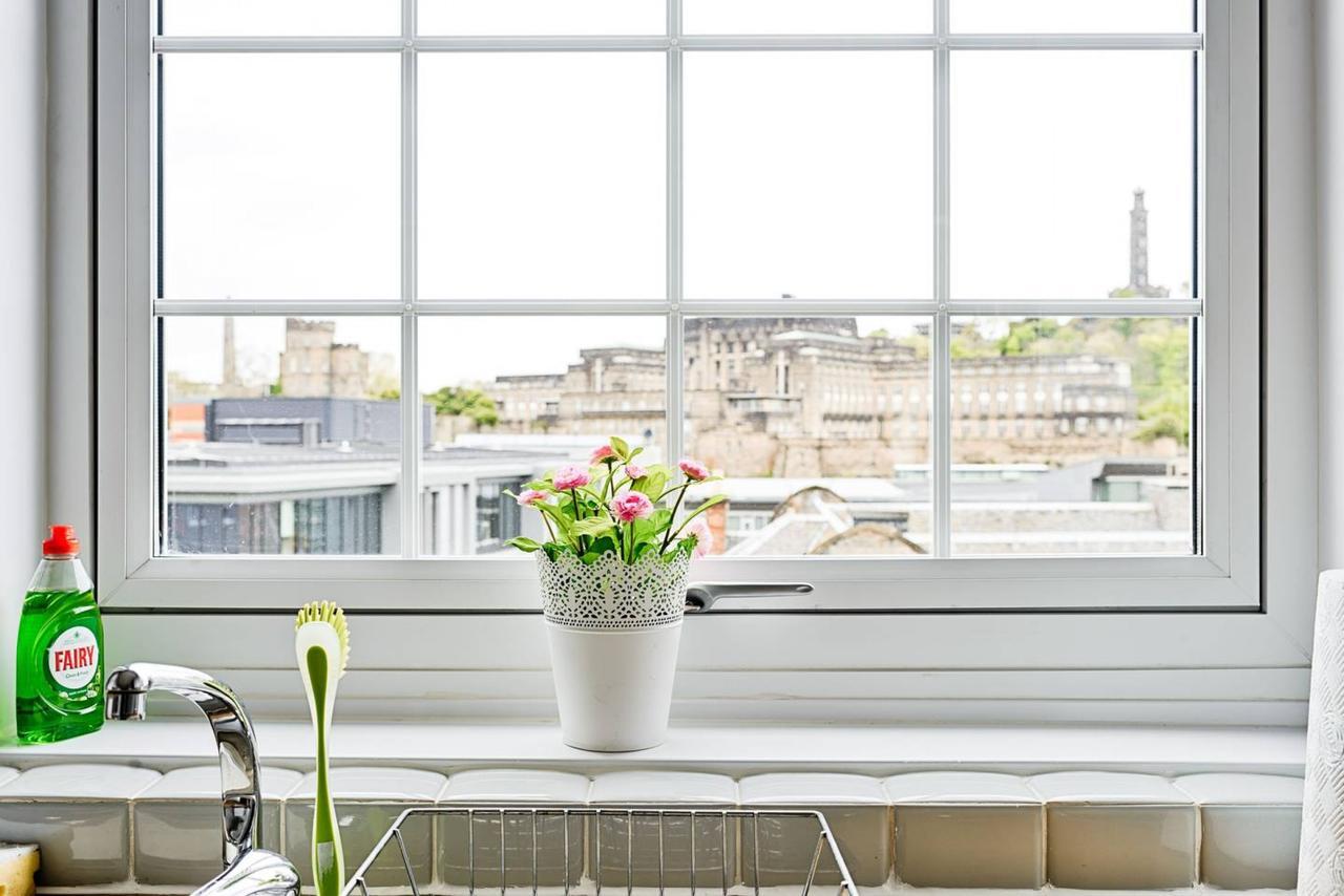 Joivy Bright Royal Mile Apartment Edinburgh Exterior photo